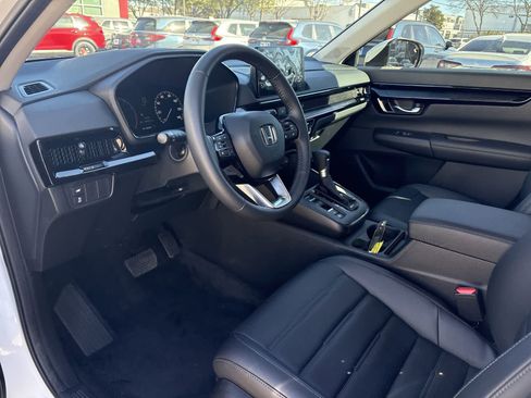 Used 2024 Honda CR-V EX-L image 2