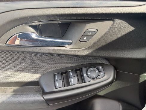 Used 2021 Chevrolet TrailBlazer LS image 19