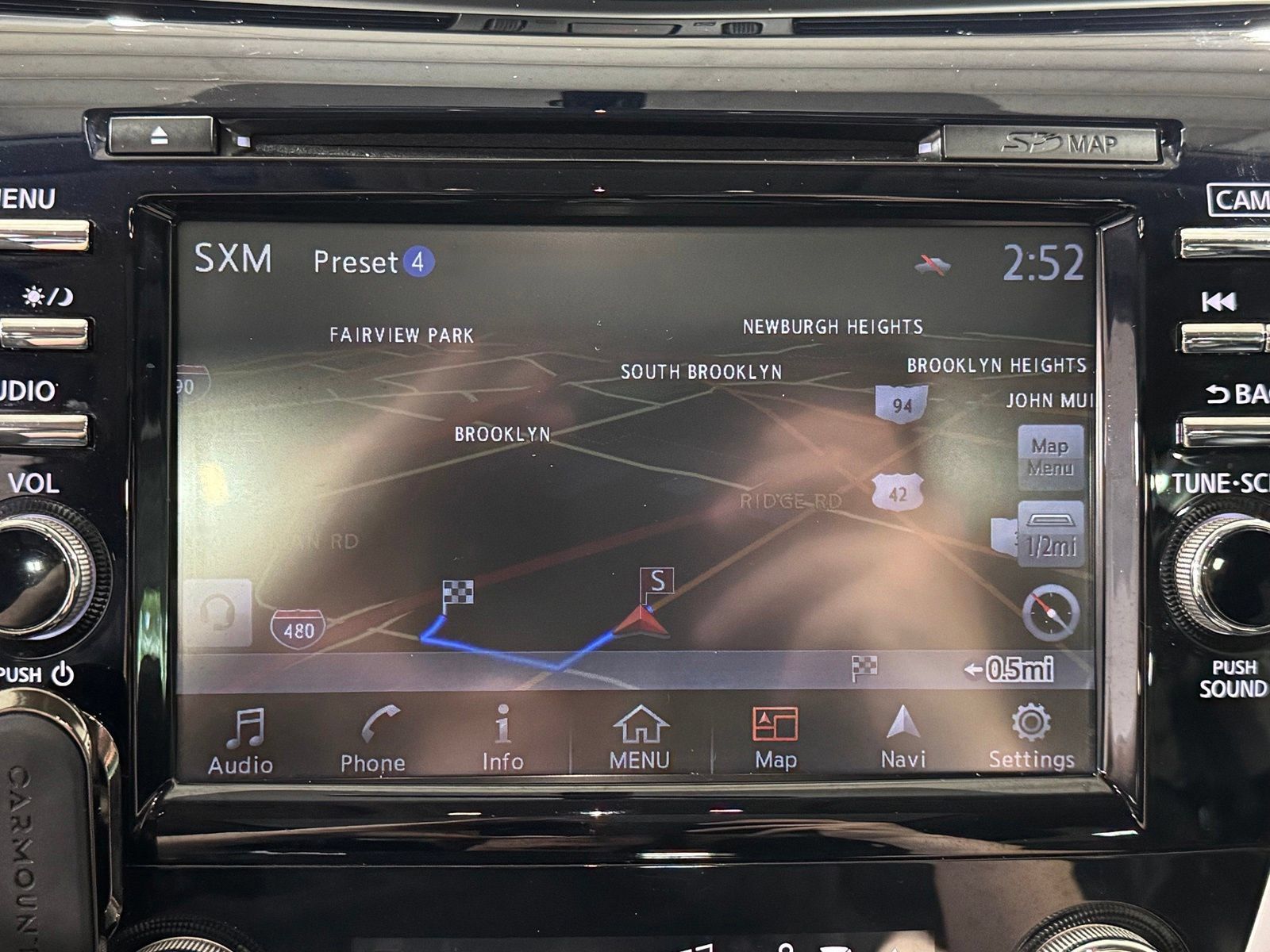 Used 2017 Nissan Murano Platinum w/ Platinum Technology Package FWD image 29