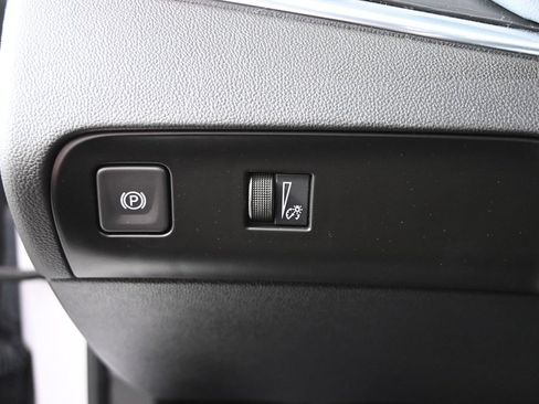 Used 2023 Buick Enclave Essence w/ Experience Buick Package AWD/4WD image 24