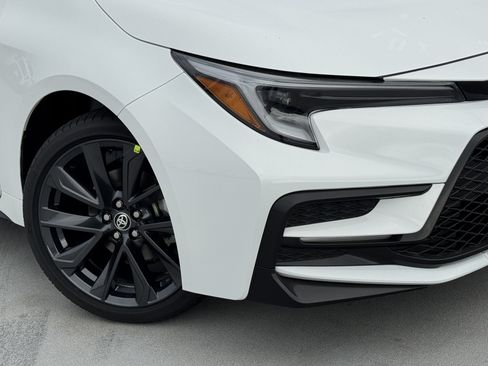 New 2026 Toyota Corolla SE FWD image 10