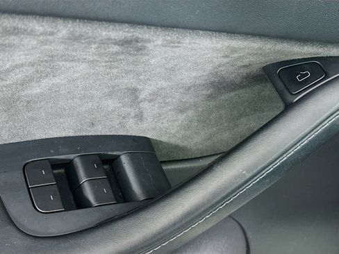 Used 2021 Tesla Model Y Long Range AWD/4WD image 15