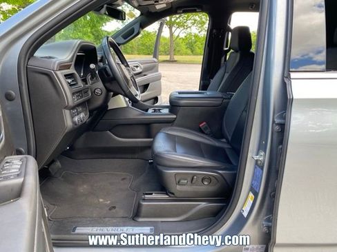 Used 2023 Chevrolet Tahoe LT w/ Luxury Package AWD/4WD image 16