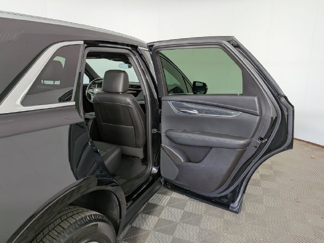 Used 2021 Cadillac XT5 Premium Luxury AWD/4WD image 35