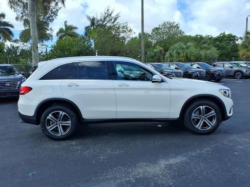 Used 2019 Mercedes-Benz GLC 300 image 15