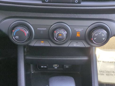 Used 2024 Kia Forte LXS FWD image 25