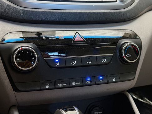 Used 2017 Hyundai Tucson Sport w/ Cargo Package AWD/4WD image 10