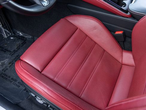 Certified 2024 Porsche Panamera image 27