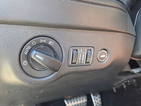 Used 2020 Dodge Charger Scat Pack image 30