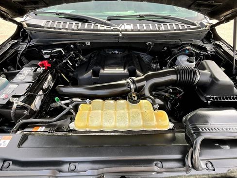 Used 2019 Ford Expedition Max Limited image 25