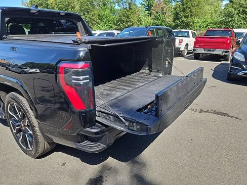 Used 2026 GMC Sierra EV Denali AWD/4WD image 61