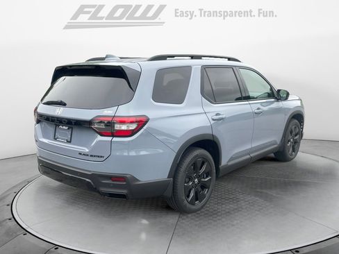 New 2026 Honda Pilot Black Edition image 7