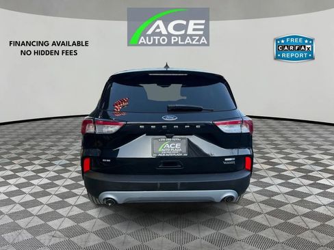 Used 2020 Ford Escape SE image 6