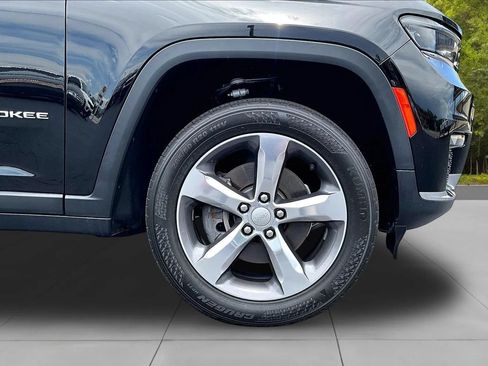 Used 2021 Jeep Grand Cherokee L Limited RWD image 8