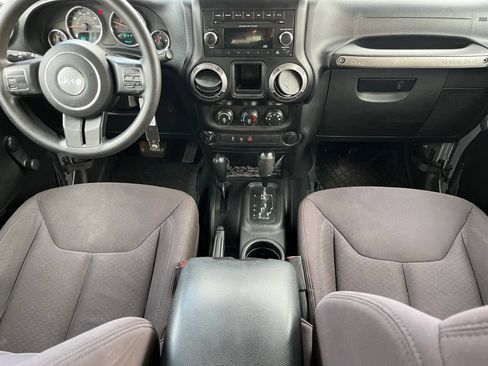 Used 2013 Jeep Wrangler Unlimited Sport AWD/4WD image 14