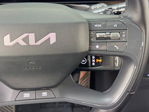 Used 2024 Kia EV9 GT-Line AWD/4WD image 24