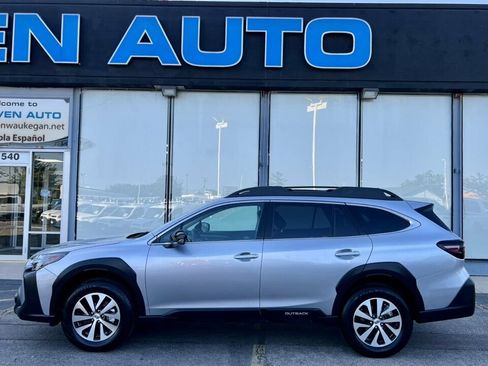 Used 2025 Subaru Outback Premium AWD/4WD image 35