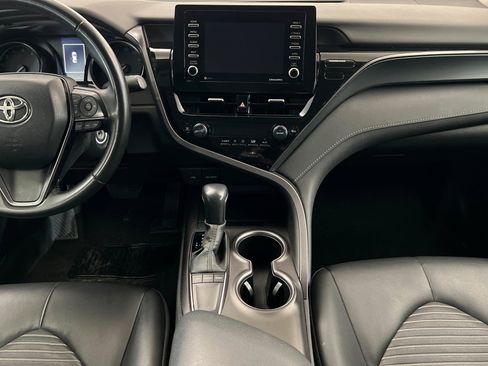 Used 2023 Toyota Camry SE image 14