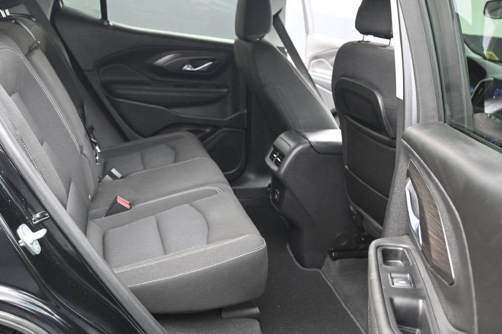 Used 2023 GMC Terrain SLE w/ Driver Convenience Package AWD/4WD image 12