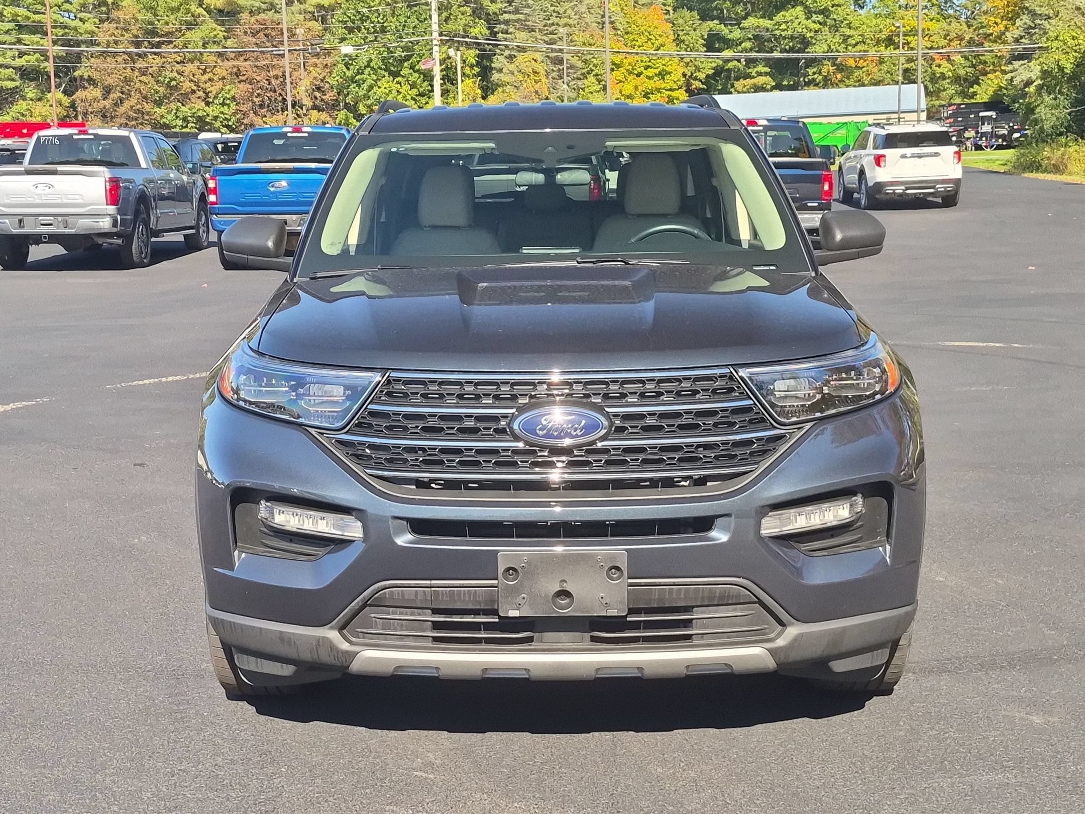Used 2023 Ford Explorer XLT w/ Equipment Group 202A AWD/4WD image 8
