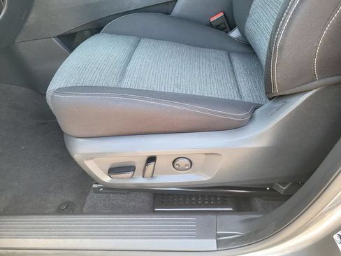 Certified 2023 Nissan Rogue SV FWD image 17