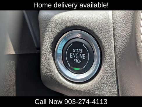 Used 2023 Chevrolet Suburban Z71 w/ Luxury Package AWD/4WD image 19