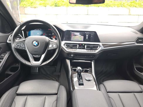 Used 2020 BMW 330i xDrive Sedan w/ Premium Package AWD/4WD image 18