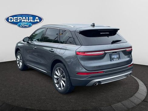 Used 2022 Lincoln Corsair AWD w/ Premium Package image 3