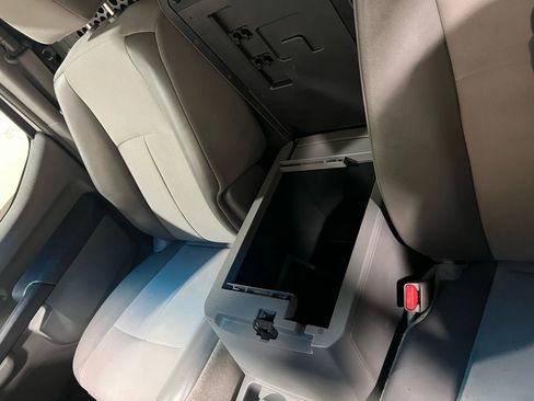 Used 2017 Nissan NV 2500 SV w/ Technology Package image 32