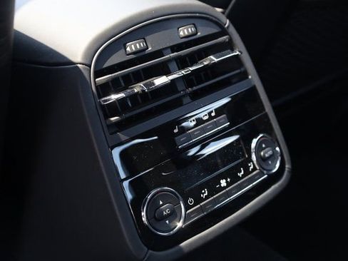 Certified 2022 Maserati Quattroporte Trofeo image 26