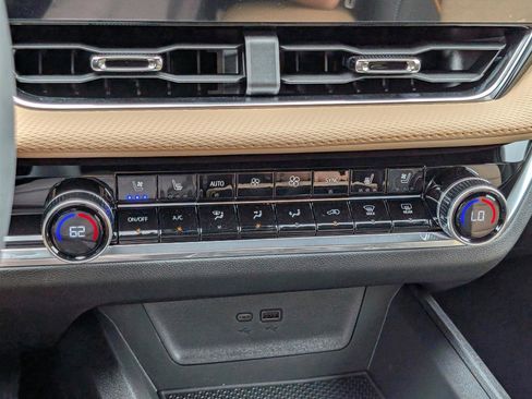 New 2026 Chevrolet Equinox ACTIV w/ Convenience Package III image 24