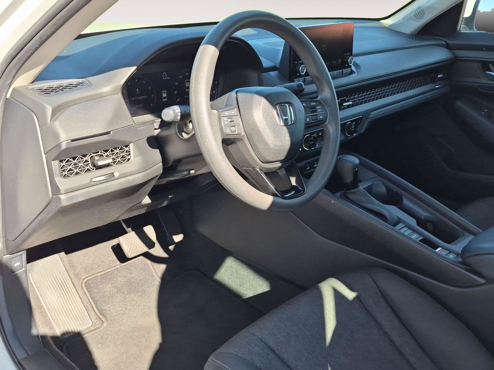 Certified 2024 Honda Accord EX image 32