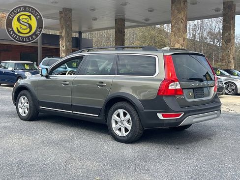 Used 2011 Volvo XC70 3.2 image 5