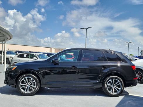 Certified 2026 Audi Q7 3.0T Premium w/ Convenience Plus Package AWD/4WD image 3