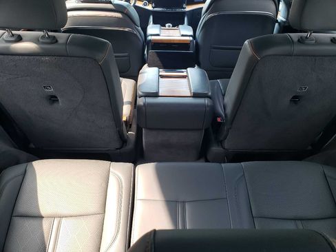 Used 2022 Jeep Grand Wagoneer Series II w/ Premium Group II AWD/4WD image 28