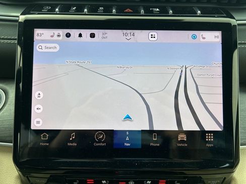 Used 2023 Jeep Grand Cherokee Limited w/ Luxury Tech Group II image 30