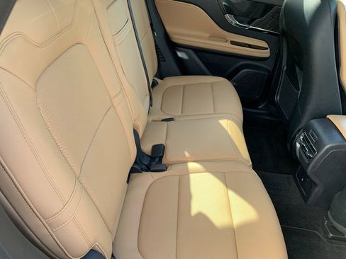 Used 2022 Lincoln Corsair Reserve w/ Elements Package AWD/4WD image 16