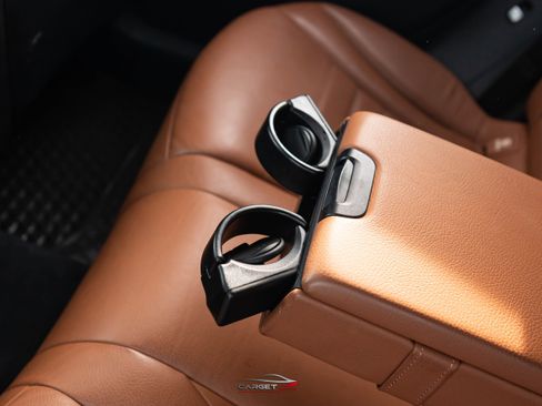 Used 2017 Mercedes-Benz GLC 300 4MATIC image 20