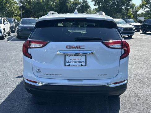 Used 2023 GMC Terrain SLT w/ Tech Package AWD/4WD image 5