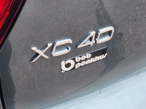 New 2026 Volvo XC40 B5 Ultra w/ Climate Package AWD/4WD image 31