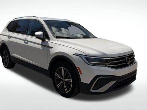 Used 2024 Volkswagen Tiguan Wolfsburg Edition image 2