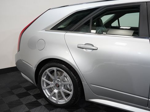 Used 2013 Cadillac CTS V image 14