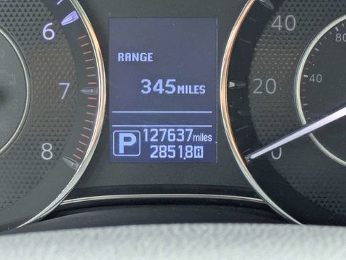Used 2019 Nissan Armada Platinum w/ Captain's Chairs Package RWD image 33
