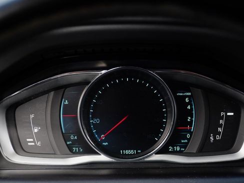 Used 2015 Volvo XC60 T5 Platinum image 15