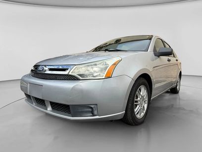 Used 2011 Ford Focus SE