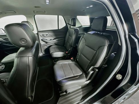 Used 2018 Chevrolet Traverse RS FWD image 27