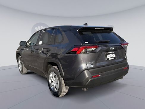 New 2025 Toyota RAV4 LE image 4