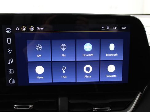 New 2025 Chevrolet Equinox LT w/ Convenience Package II image 40