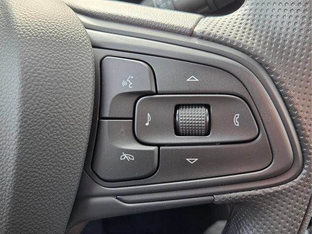 New 2026 Buick Envista Sport Touring FWD image 32