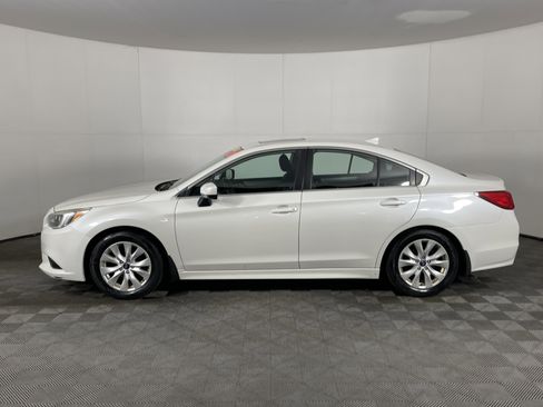 Used 2016 Subaru Legacy 2.5i Premium w/ Moonroof Package image 3